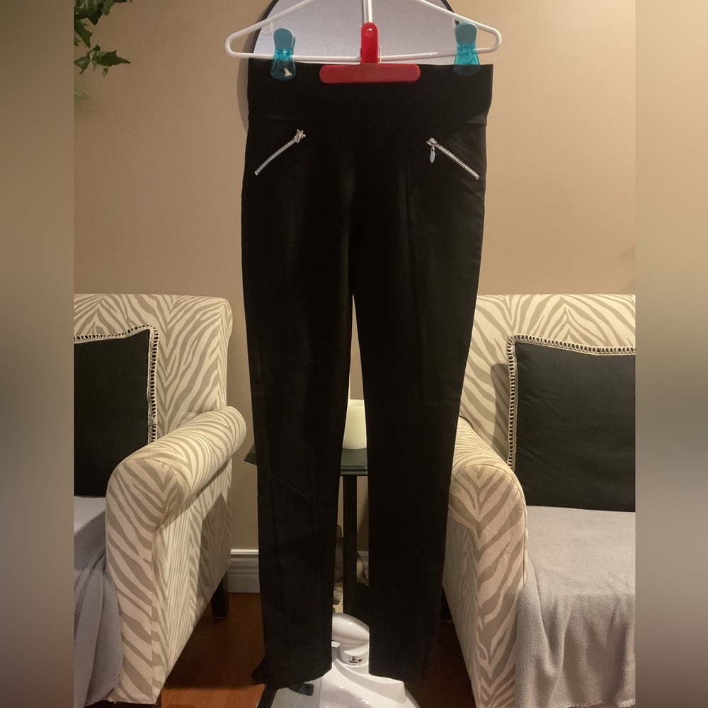 Black Pants with Zipper Pockets
